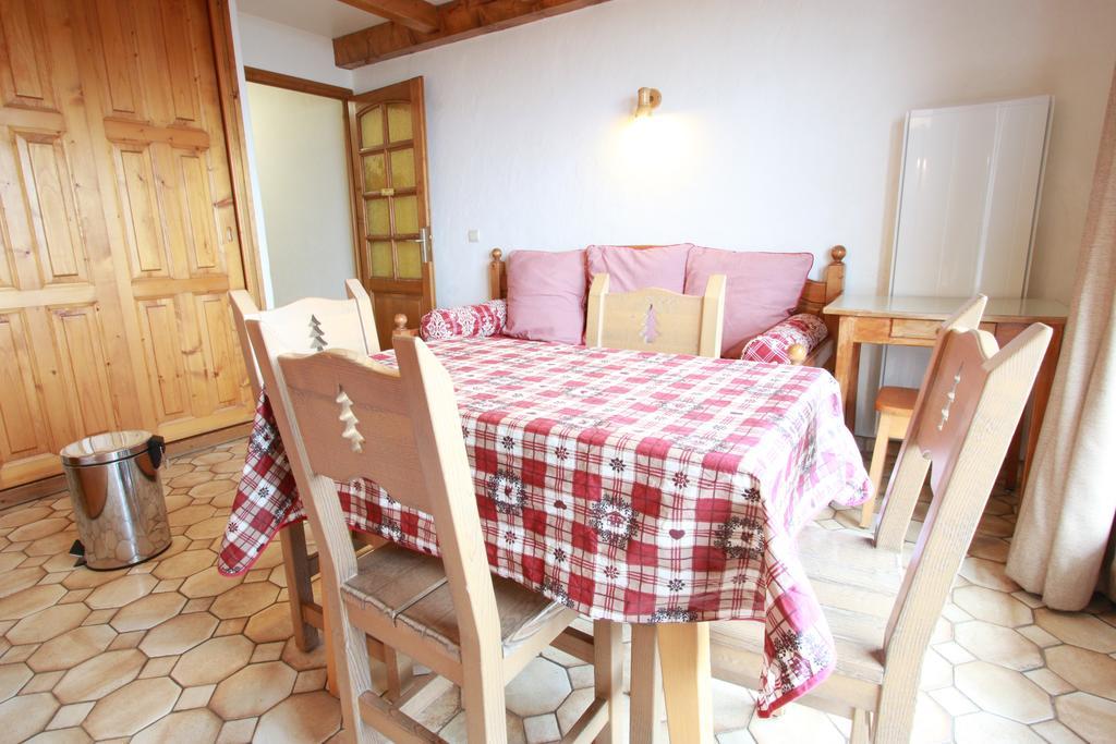 Ferienwohnung Chez Francine Notre-Dame-de-Bellecombe Exterior foto